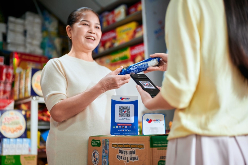 Mã QR tĩnh phù hợp với các hộ kinh doanh nhỏ lẻ như cửa hàng tạp hóa, quán ăn gia đình...